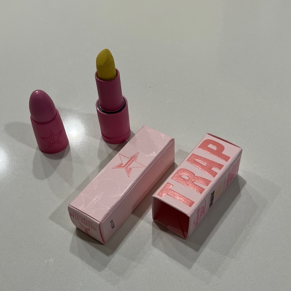 Jeffree Star Bold Yellow Lipstick